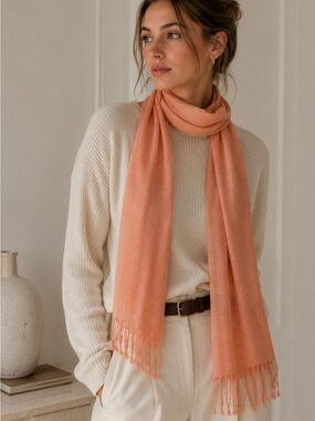 BNWT Portolano Cashmere, Silk, Merino Wool Blend Luxe Scarf